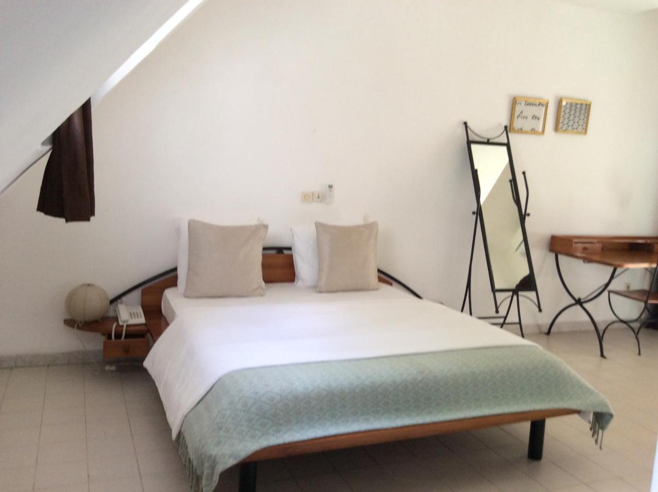 Residence Le Flamboyant Abidjan Exterior photo