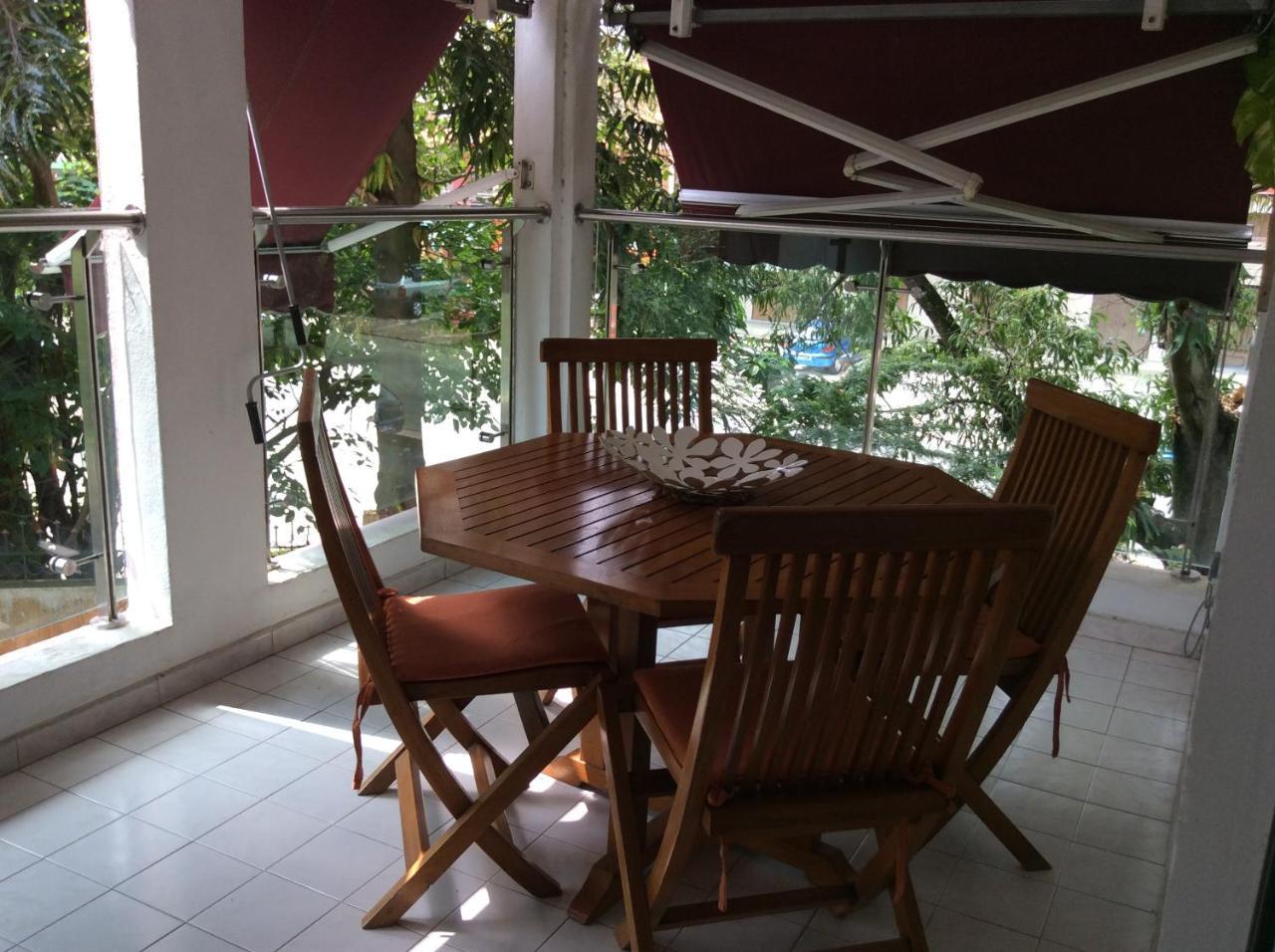Residence Le Flamboyant Abidjan Exterior photo